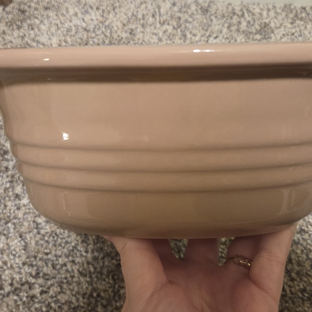 The Pampered Chef 3.1 Quart Deep Covered Baker in Taupe - Picture 5 of 8